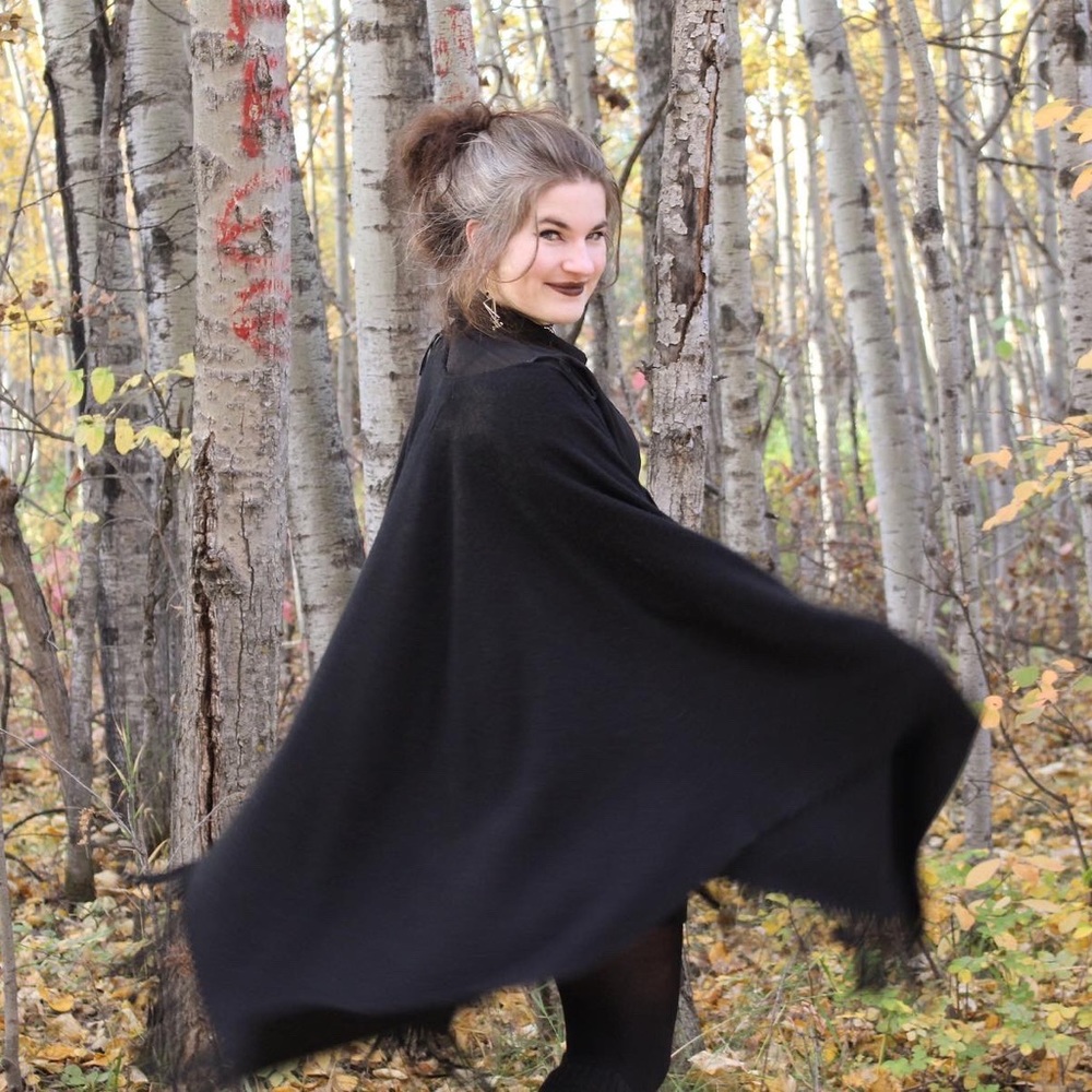 Meet your Posher, Beth